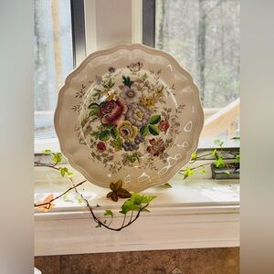 💖 Royal Doulton Malvern Floral Scalloped Decorative Salad Plate Vintage Antique